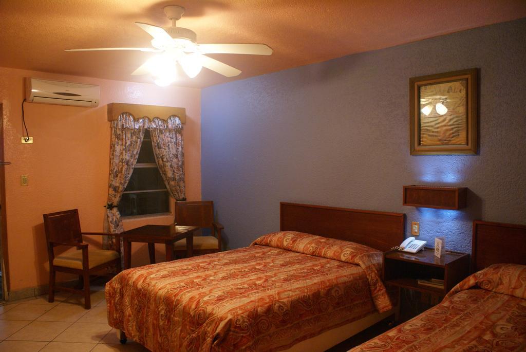Hotel De Mexico Matamoros  Chambre photo