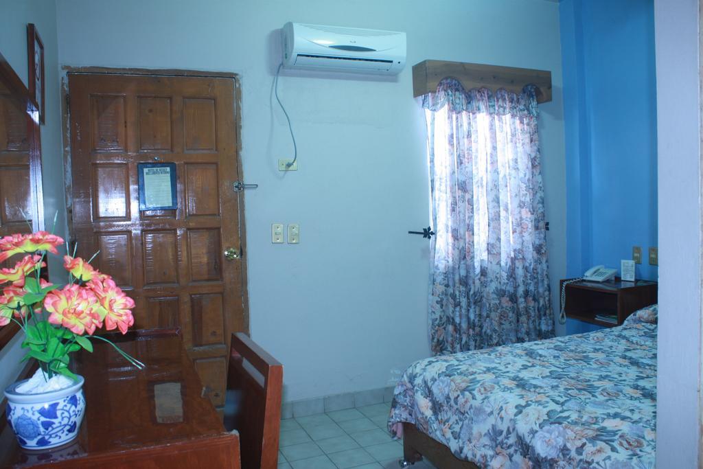 Hotel De Mexico Matamoros  Extérieur photo