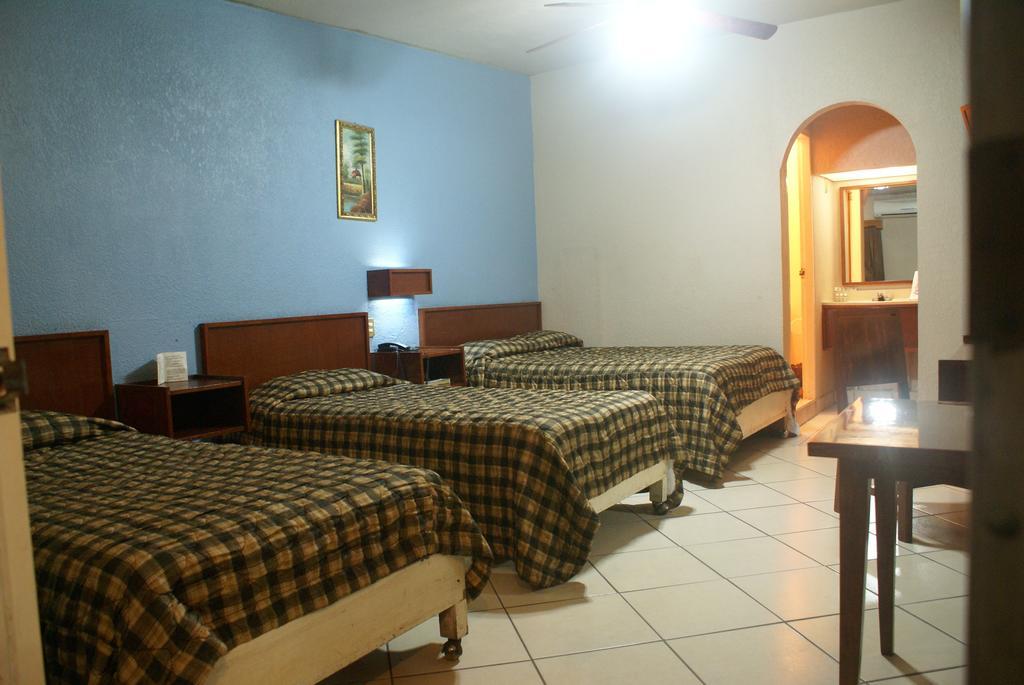 Hotel De Mexico Matamoros  Chambre photo